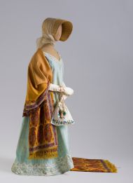 Платье из шелка с жаккардовым рисунком  Франция 1810 г  Шаль  Из коллекции А  Васильева